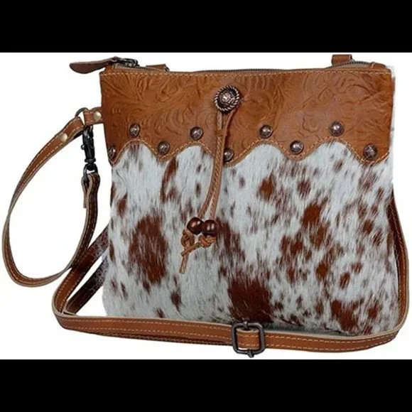 HANDMADE Small Zip Top Brown Cowhide Shoulder Bag - Picture 7 of 7